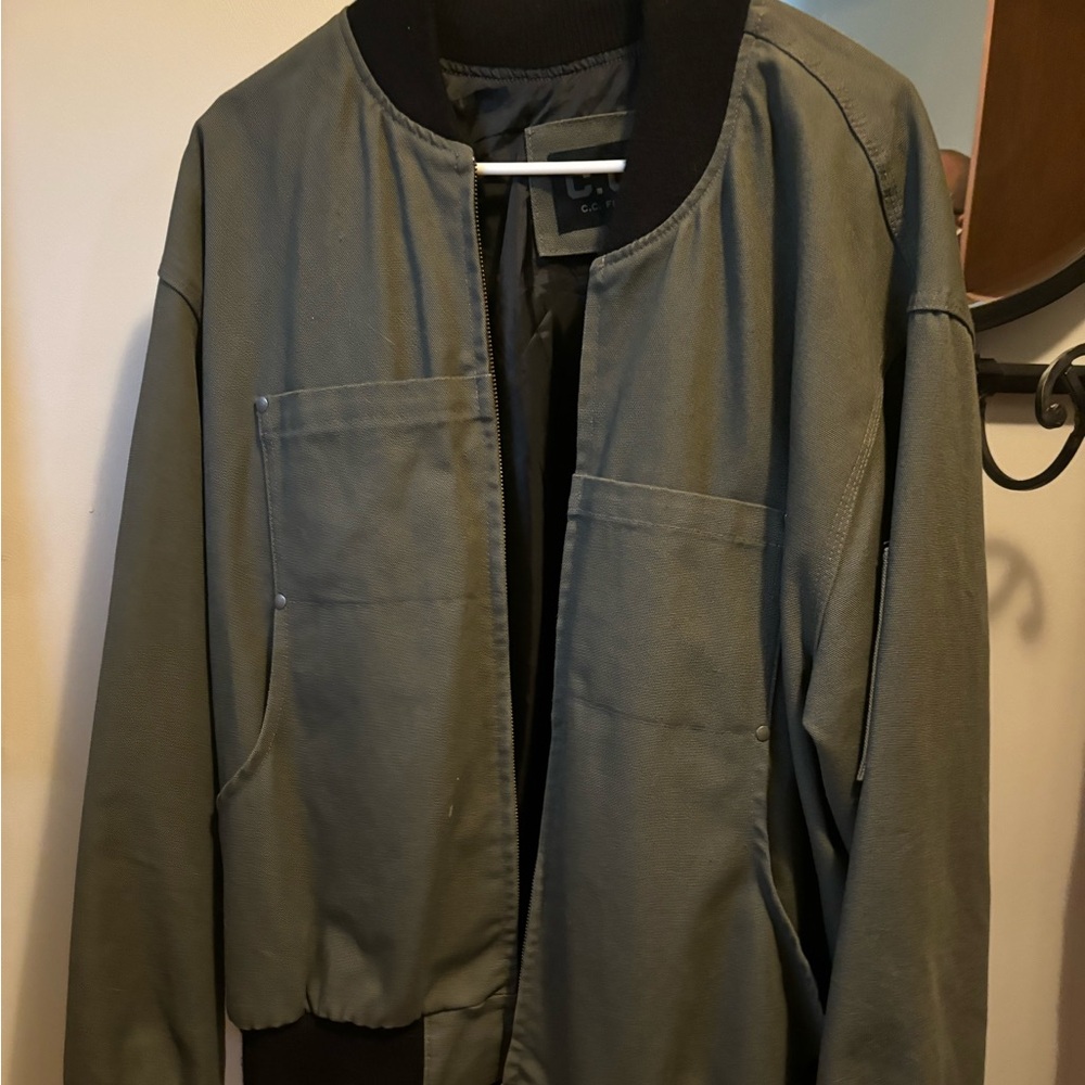 Filson Men’s Bomber Jacket XXL. Excellent condition! Barely used.